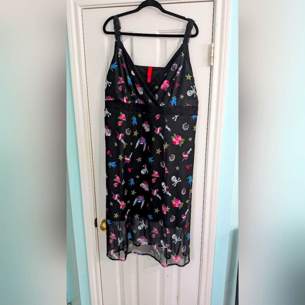 Torrid. Black Dress With Skulls. Size 3.